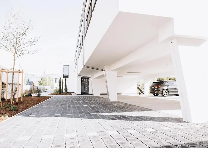 Boardinghouse 公寓式酒店 3*