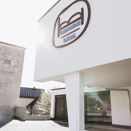 Boardinghouse Ξενοδοχείο με διαμερίσματα