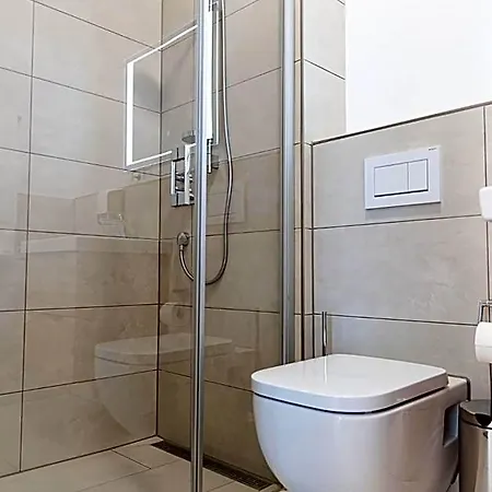 Boardinghouse Ξενοδοχείο με διαμερίσματα 3*