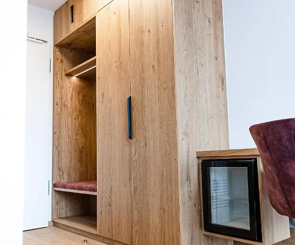 Boardinghouse 3* פלטלינג
